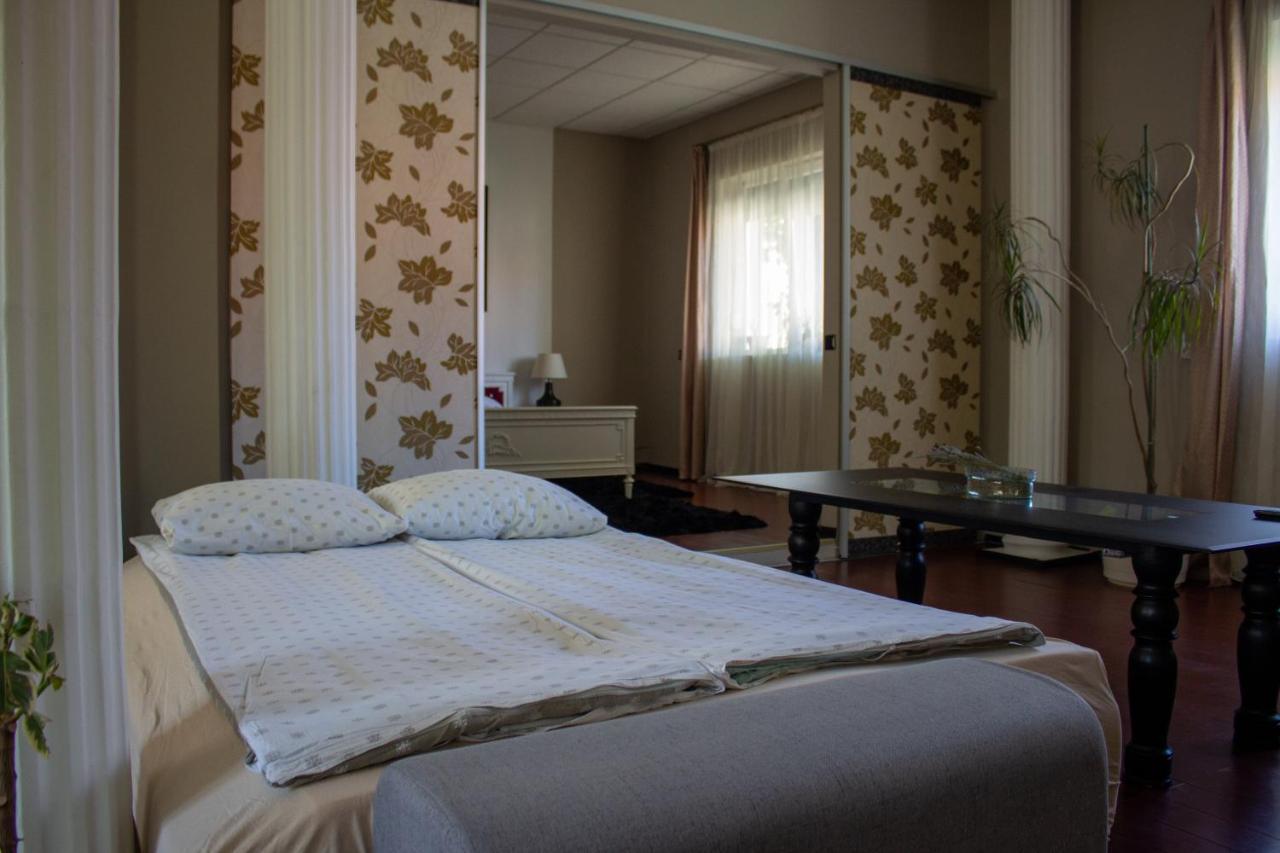Yox Apartment 1 Oradea Eksteriør billede