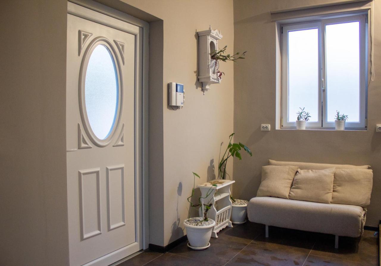 Yox Apartment 1 Oradea Eksteriør billede
