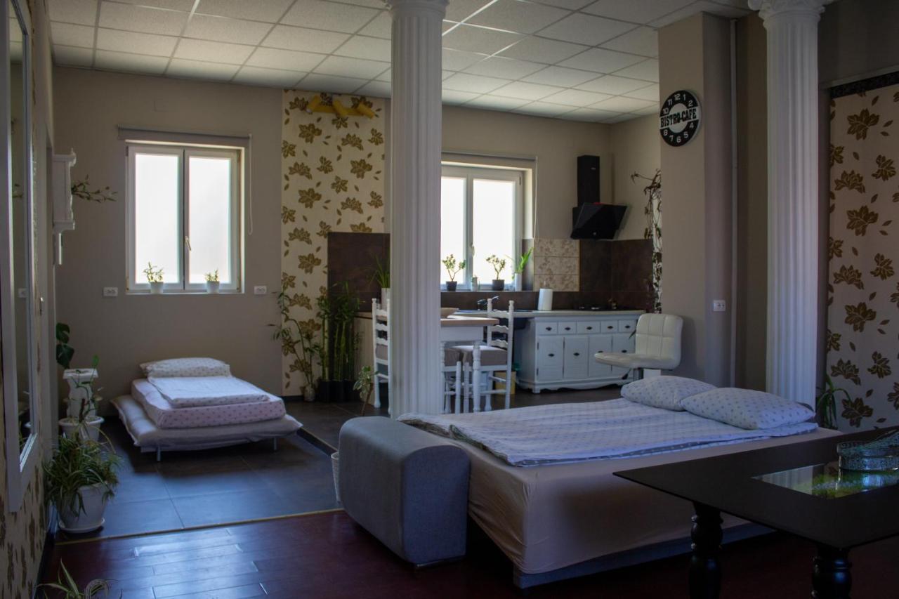 Yox Apartment 1 Oradea Eksteriør billede