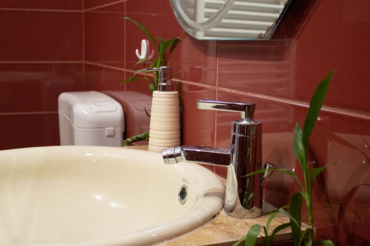 Yox Apartment 1 Oradea Eksteriør billede