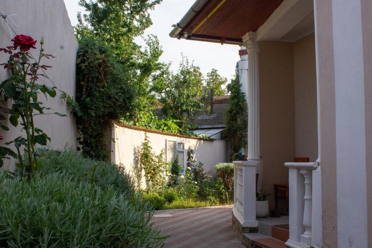Yox Apartment 1 Oradea Eksteriør billede